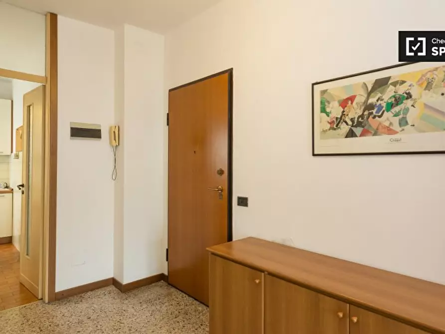 Immagine 19 di Camera condivisa in affitto  in Via Viterbo a Milano