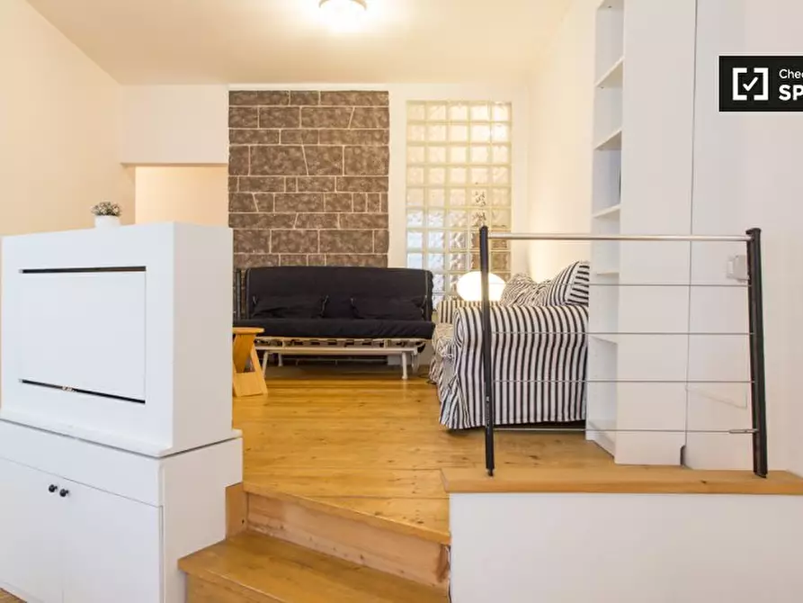 Immagine 5 di Appartamento in affitto  in Via Olmetto a Milano