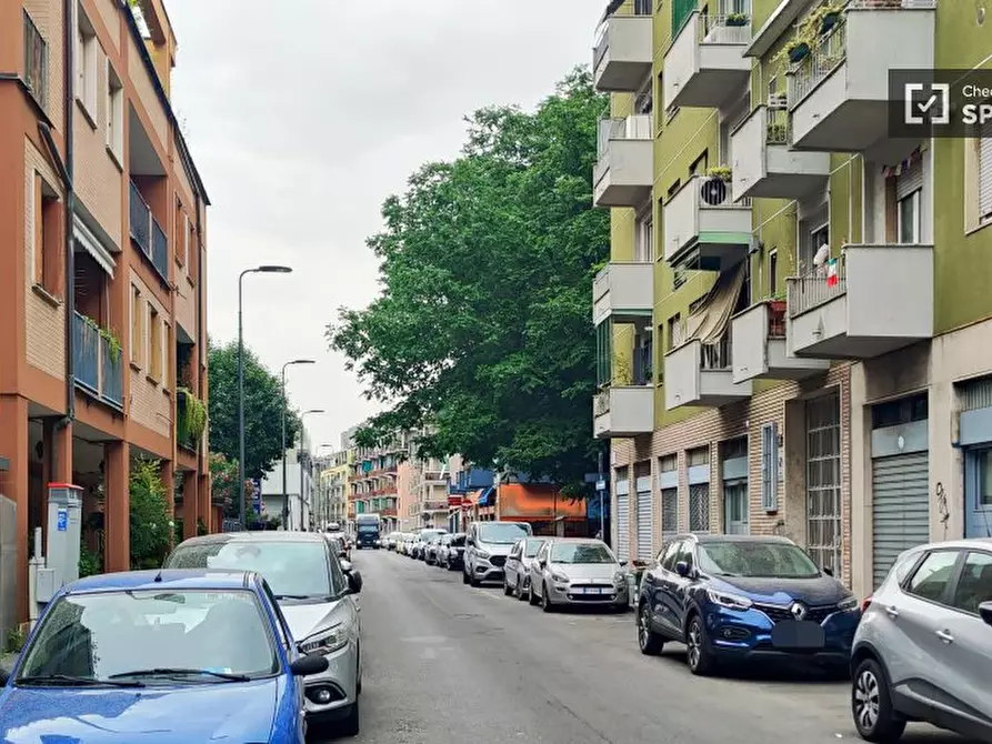 Immagine 18 di Camera condivisa in affitto  in Via Privata Iglesias a Milano