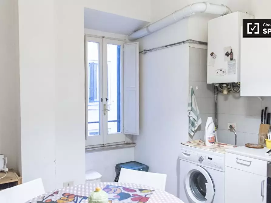 Immagine 5 di Camera condivisa in affitto  in Via Giovanni Giolitti a Roma