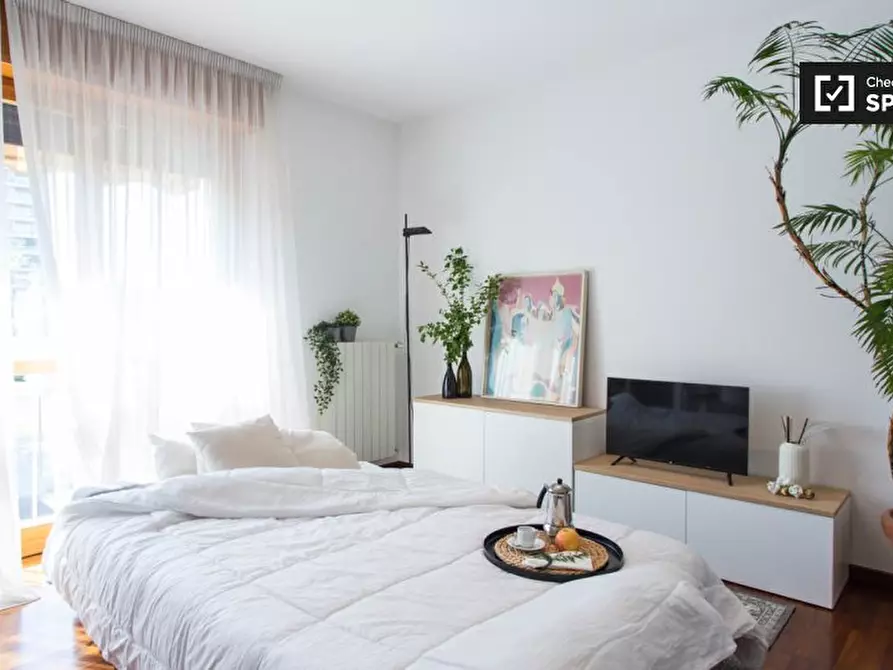 Immagine 6 di Appartamento in affitto  in Via Arcivescovo Calabiana a Milano