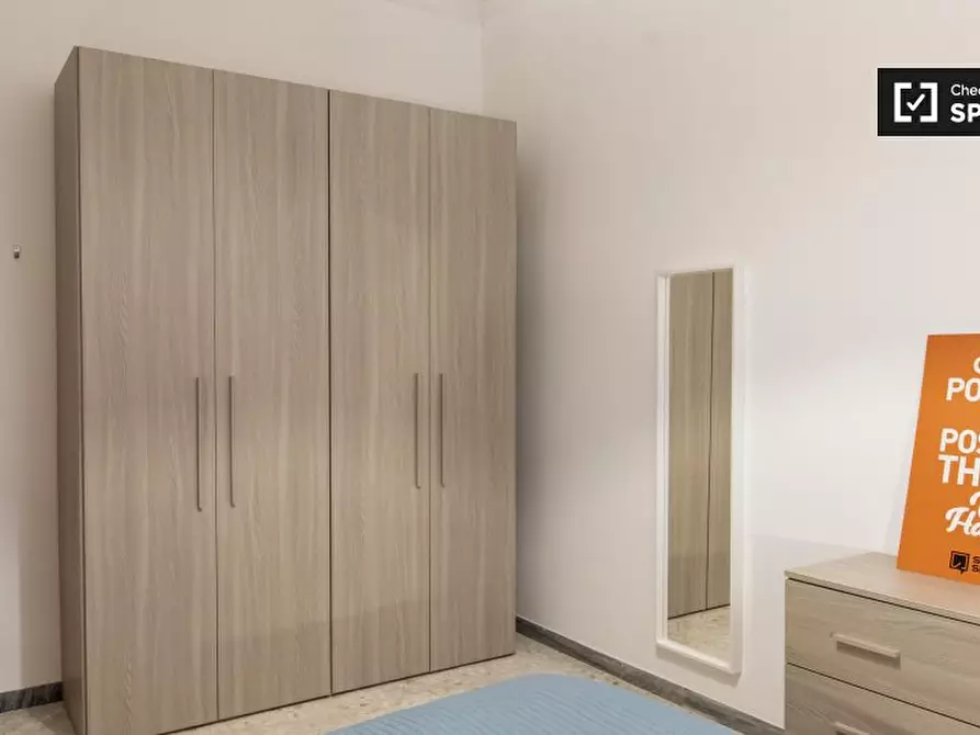 Immagine 3 di Camera condivisa in affitto  in Via Cerveteri a Roma