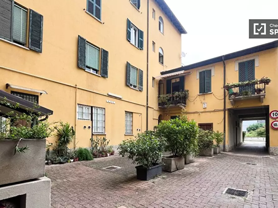 Immagine 13 di Camera condivisa in affitto  in Via Don Bosco a Milano