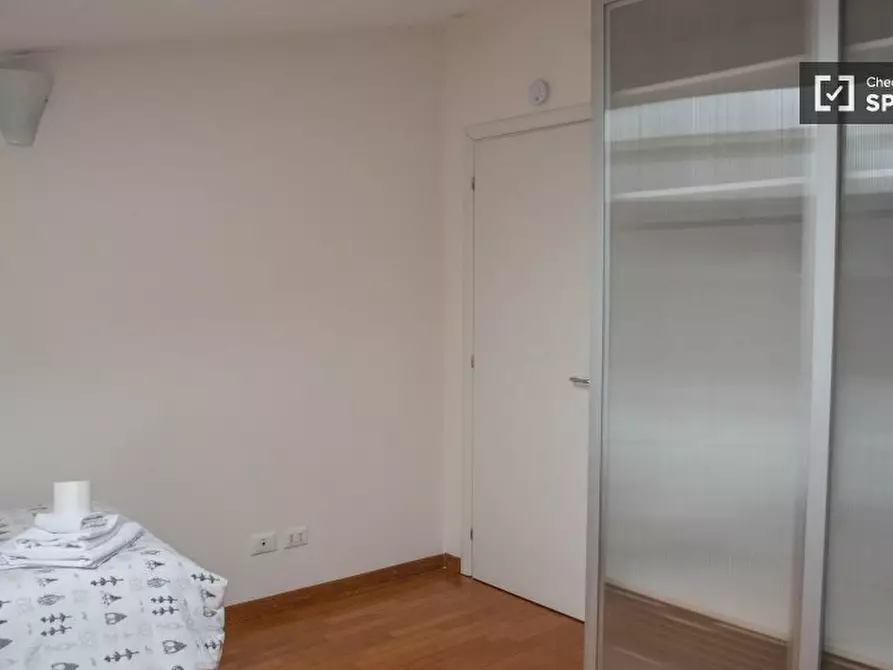 Immagine 12 di Appartamento in affitto  in Via degli Irpini a Roma