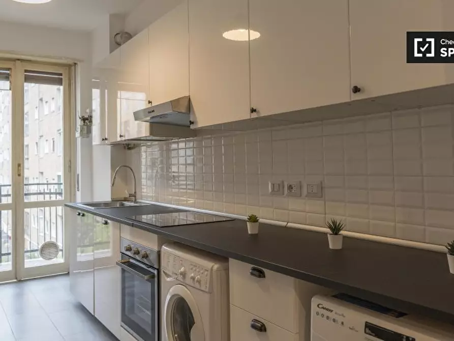 Immagine 12 di Camera condivisa in affitto  in Via Savona a Milano