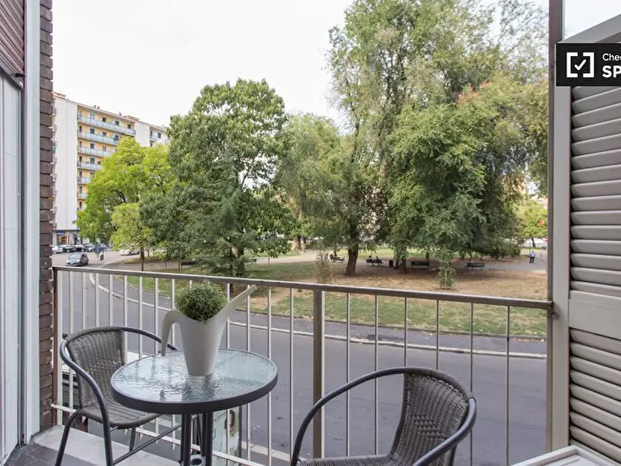 Immagine 14 di Camera condivisa in affitto  in Piazzale Siena a Milano