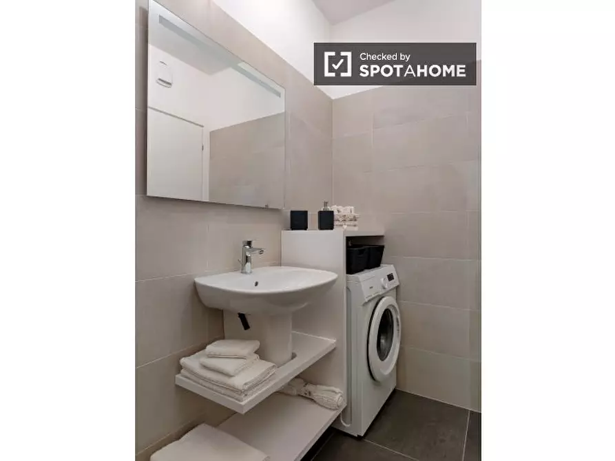 Immagine 8 di Ufficio in affitto  in Via Ambrogio Binda a Milano