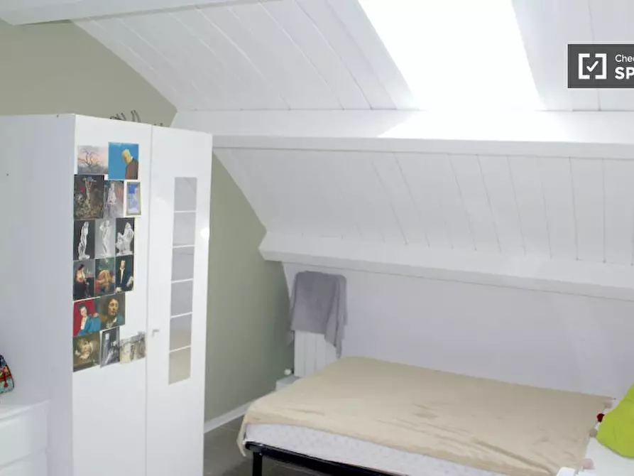 Immagine 1 di Camera condivisa in affitto  in Via di Carcaricola a Roma