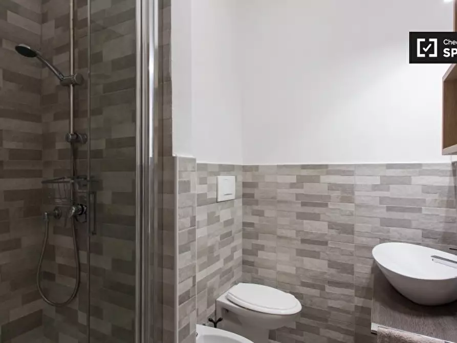 Immagine 9 di Appartamento in affitto  in Viale Tunisia a Milano