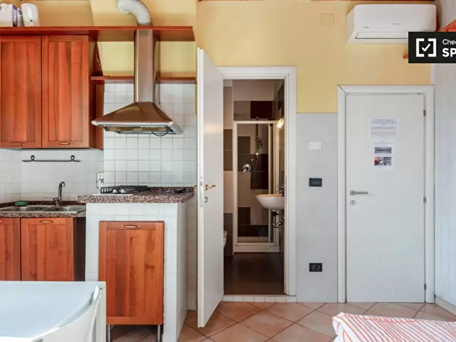 Immagine 8 di Ufficio in affitto  in Via Asiago a Bologna