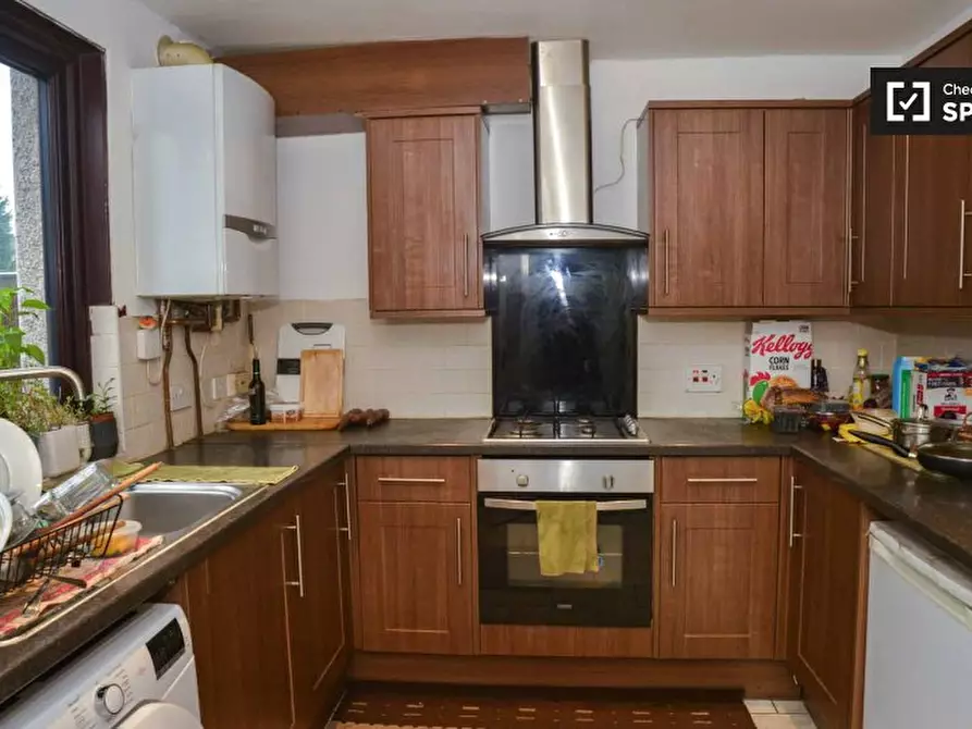 Immagine 13 di Camera condivisa in affitto  in Green Ln a Staines