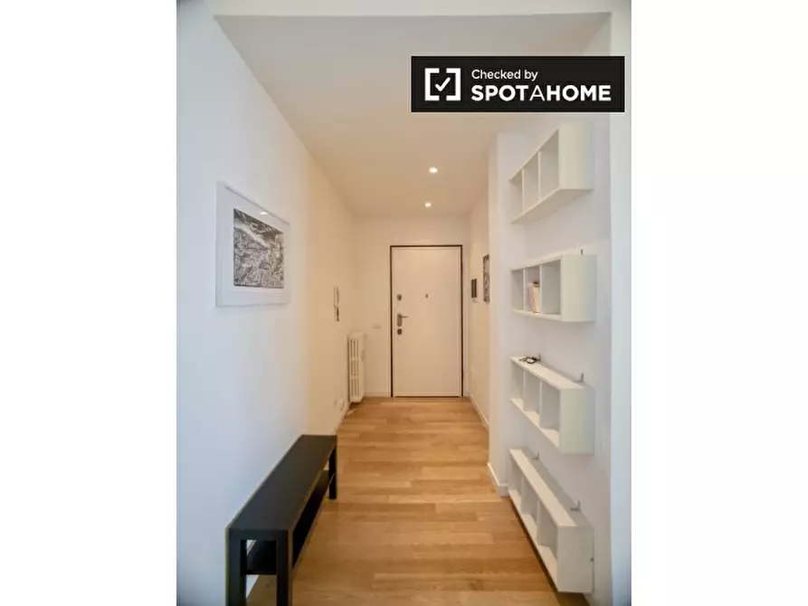 Immagine 19 di Appartamento in affitto  in Via Montebello, 20121 Milano MI, Italy a Milano