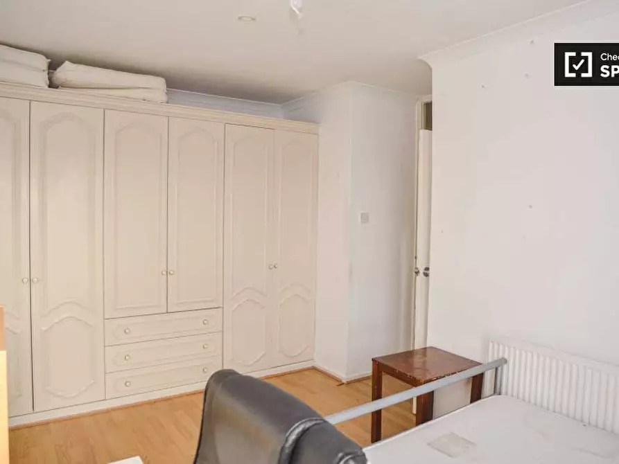 Immagine 5 di Camera condivisa in affitto  in Saint Stephen's Road a Poplar