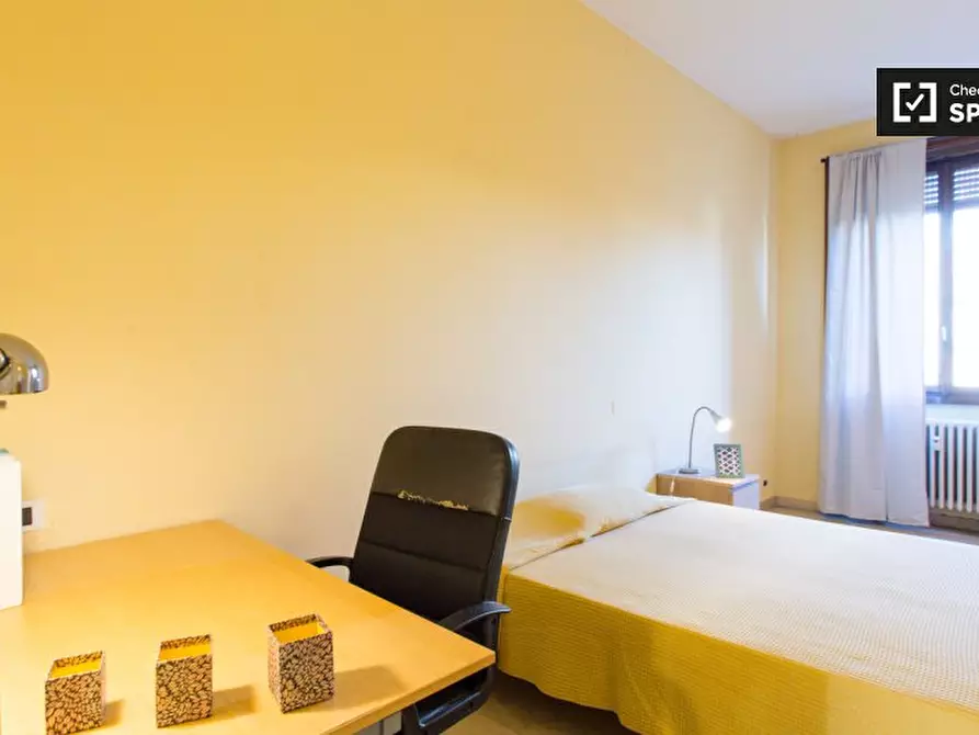 Immagine 2 di Camera condivisa in affitto  in Largo Isabella d'Aragona a Milano