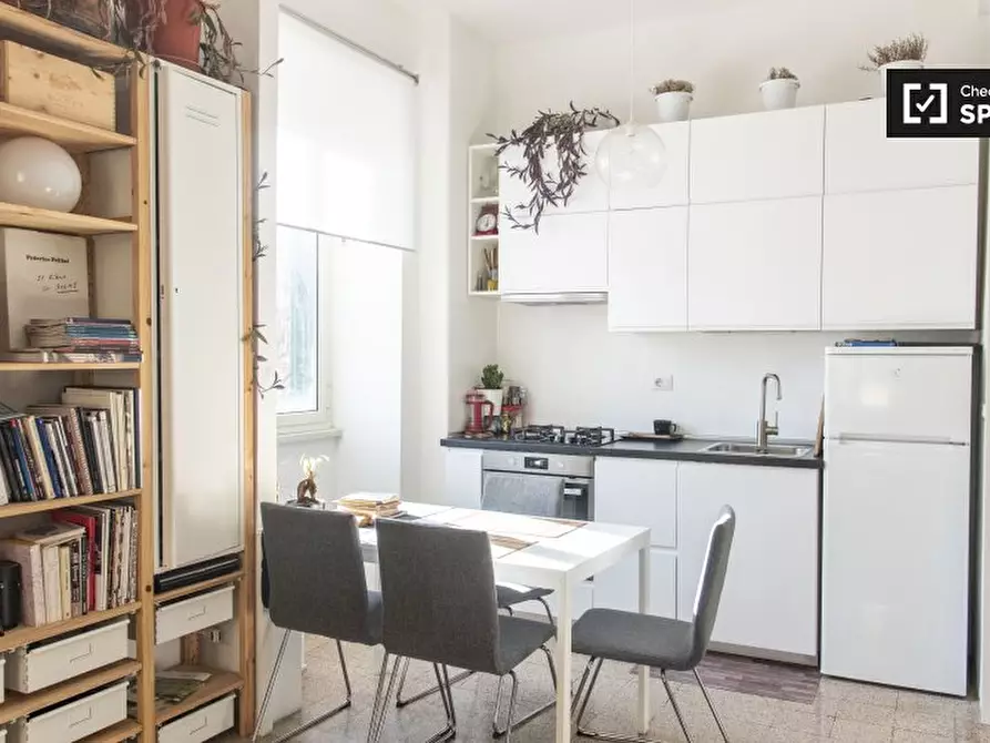 Immagine 12 di Camera condivisa in affitto  in Via Conte di Carmagnola a Roma