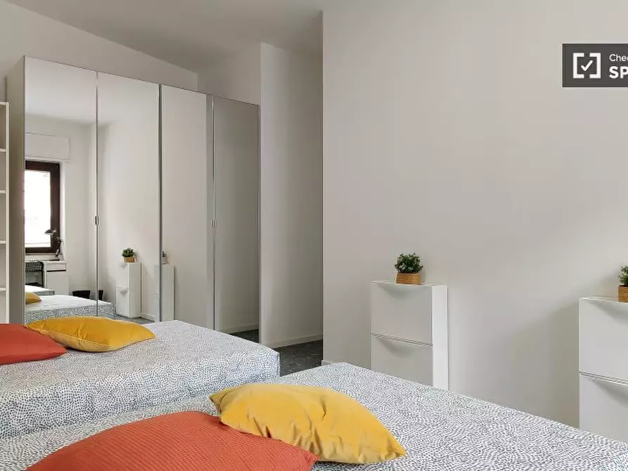 Immagine 3 di Camera condivisa in affitto  in Via Monte S. Genesio a Milano