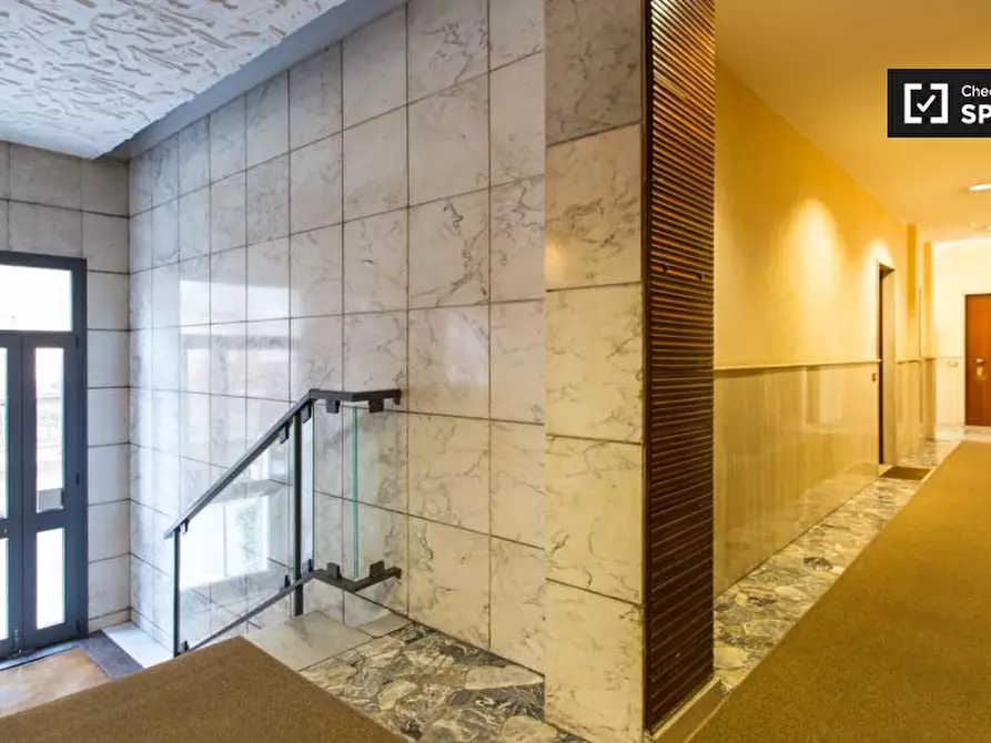 Immagine 18 di Camera condivisa in affitto  in Via Mincio a Milano