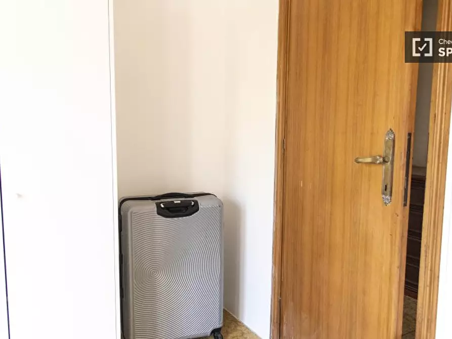 Immagine 3 di Camera condivisa in affitto  in Vicolo delle Lucarie a Roma