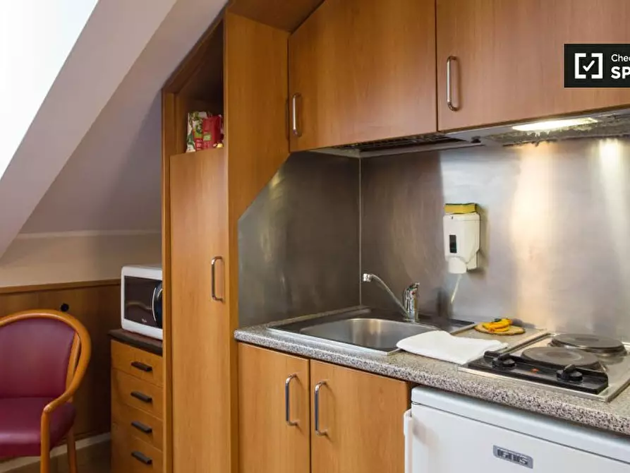 Immagine 4 di Ufficio in affitto  in Via Lepontina a Milano