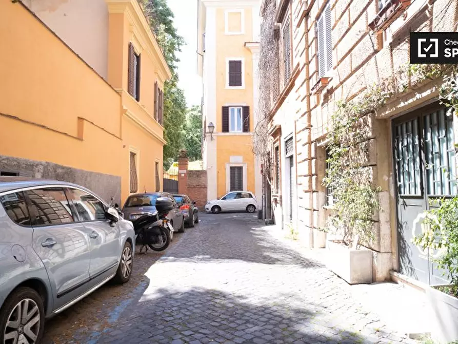 Immagine 17 di Appartamento in affitto  in Vicolo della Penitenza a Roma