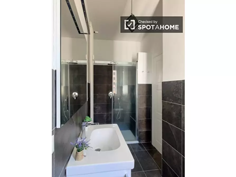 Immagine 4 di Camera condivisa in affitto  in Piazza Carlo Caneva a Milano