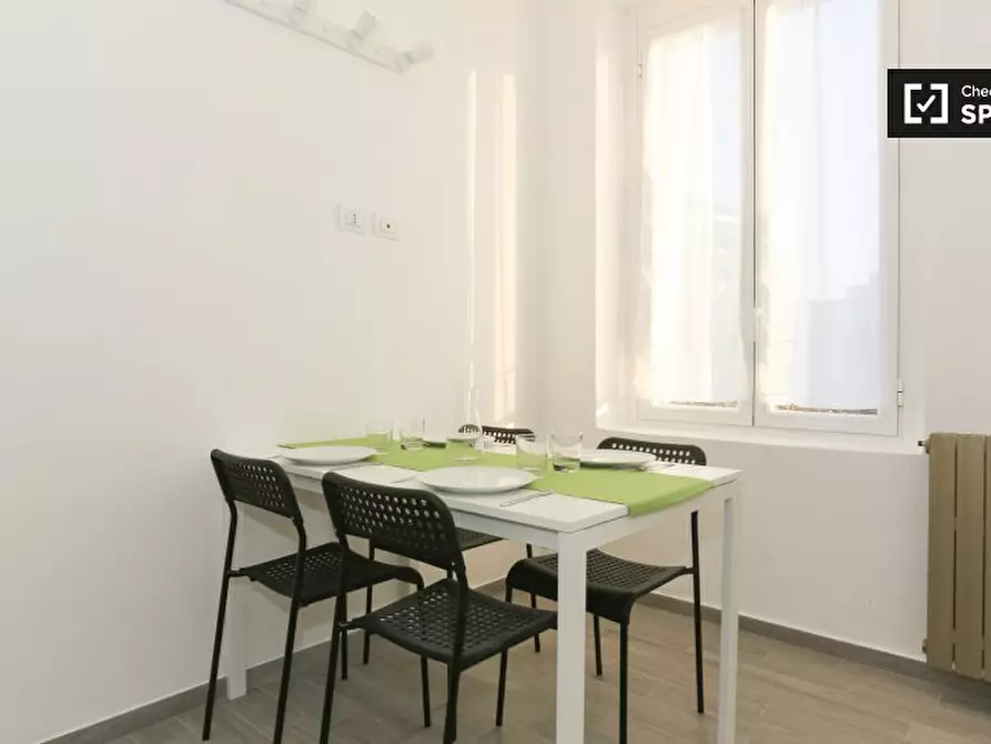 Immagine 11 di Camera condivisa in affitto  in Piazza Firenze a Milano