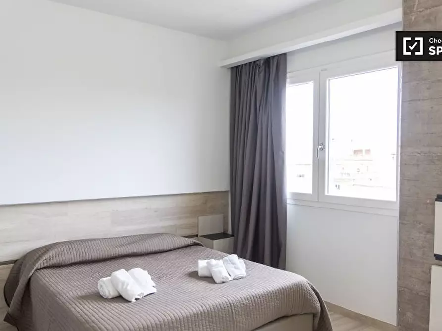 Immagine 5 di Appartamento in affitto  in Via di Acqua Bullicante a Roma