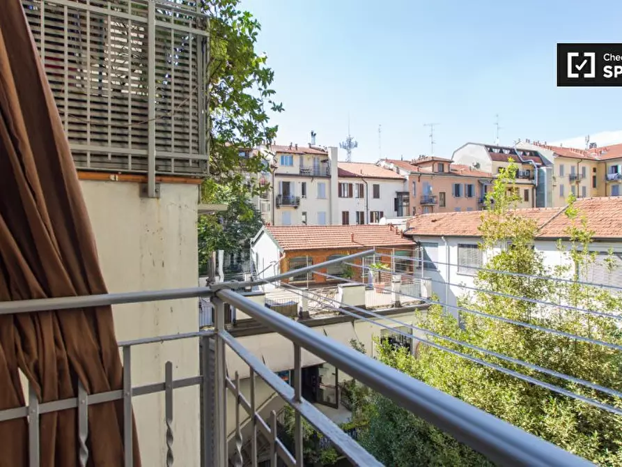 Immagine 15 di Camera condivisa in affitto  in Viale Campania a Milano