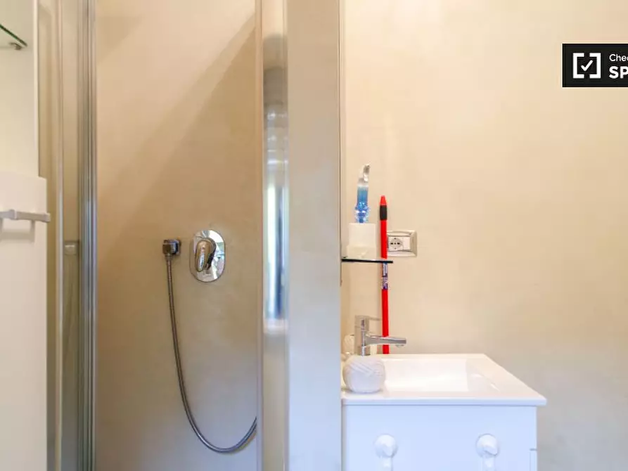 Immagine 9 di Ufficio in affitto  in Via Tuscolana, 00175 Roma RM, Italy a Roma