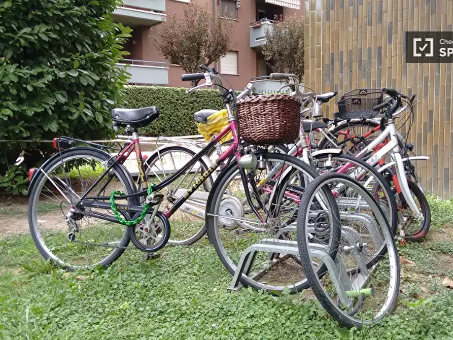 Immagine 14 di Camera condivisa in affitto  in Piazza dell'Assunta a Milano