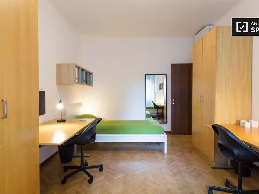 Immagine 17 di Camera condivisa in affitto  in Via Washington a Milano