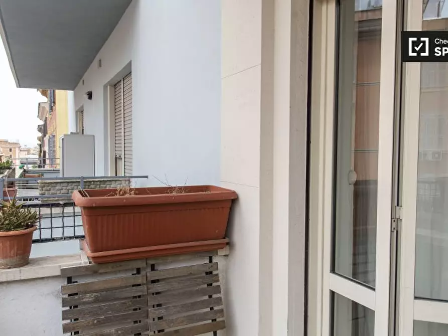 Immagine 8 di Appartamento in affitto  in Piazza dei Campani a Roma