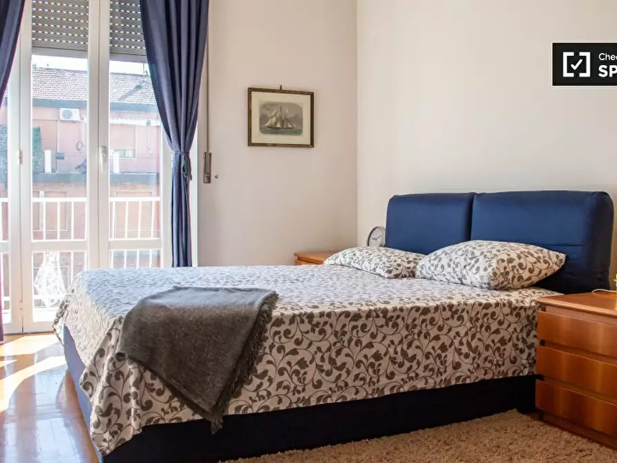 Immagine 13 di Appartamento in affitto  in Via Desenzano a Milano