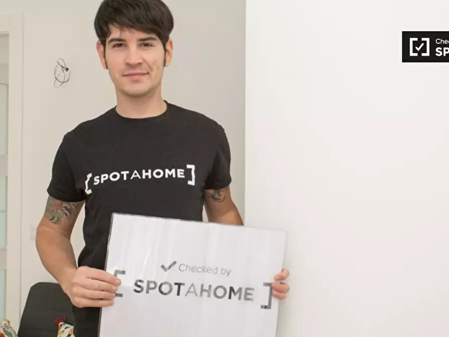 Immagine 9 di Camera condivisa in affitto  in Viale Giovanni da Cermenate a Milano