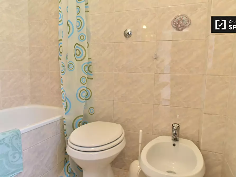 Immagine 11 di Appartamento in affitto  in Via Carlo della Rocca a Roma