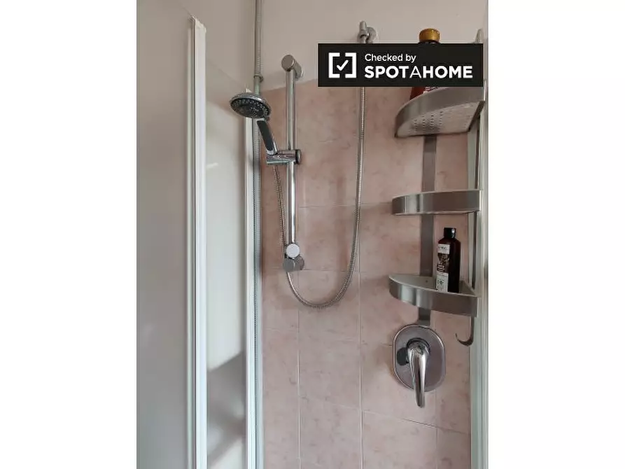 Immagine 15 di Ufficio in affitto  in Via Quinto Romano a Milano