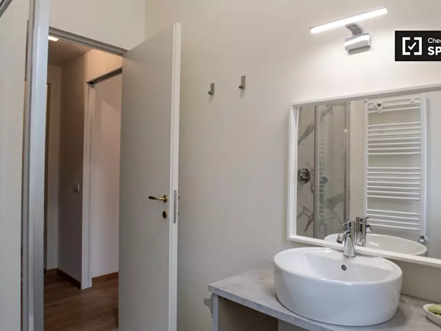 Immagine 8 di Appartamento in affitto  in Via Mario Giuriati a Milano