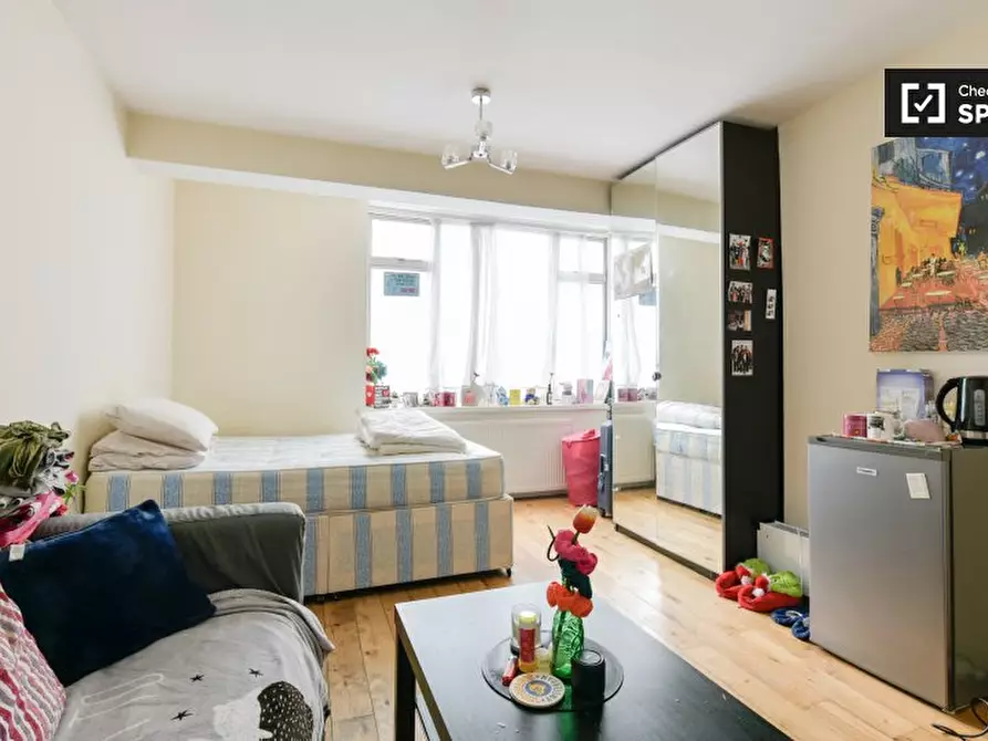 Immagine 15 di Camera condivisa in affitto  in Grice Court a Islington