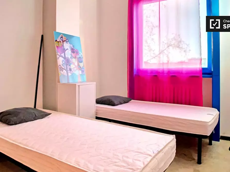 Immagine 18 di Camera condivisa in affitto  in Via Ferrante Aporti a Milano