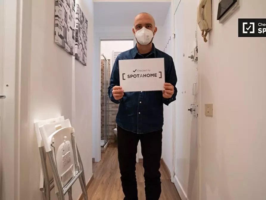 Immagine 13 di Appartamento in affitto  in Vicolo della Penitenza a Roma