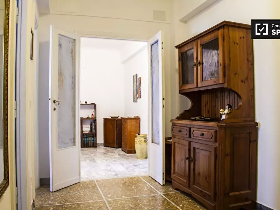 Immagine 14 di Camera condivisa in affitto  in Via Pietro Mengoli a Roma