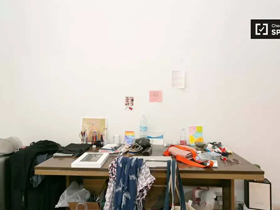 Immagine 2 di Camera condivisa in affitto  in Corso di Porta Romana, 20122 Milano MI, Italy a Milano