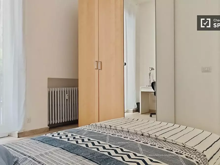 Immagine 4 di Camera condivisa in affitto  in Viale Coni Zugna a Milano