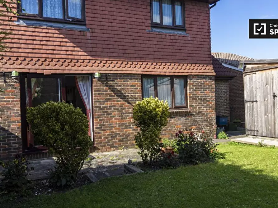 Immagine 16 di Camera condivisa in affitto  in Primrose Ln a Croydon