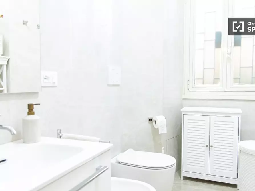 Immagine 16 di Camera condivisa in affitto  in Viale dei Quattro Venti a Roma