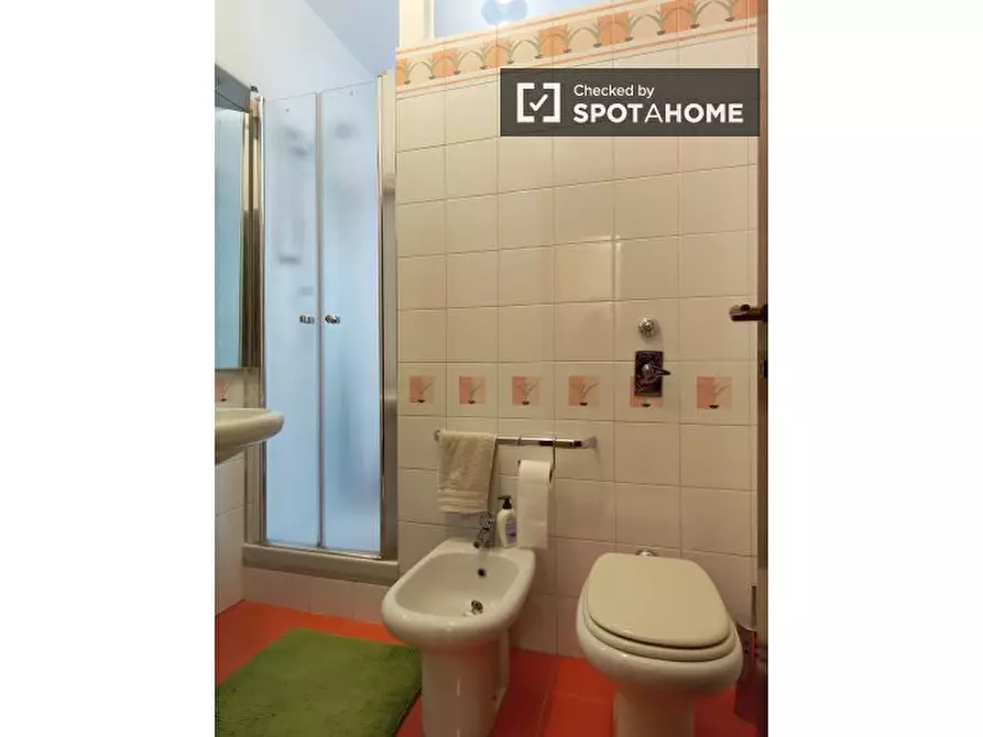 Immagine 10 di Camera condivisa in affitto  in Via Leopoldo Sabbatini a Milano