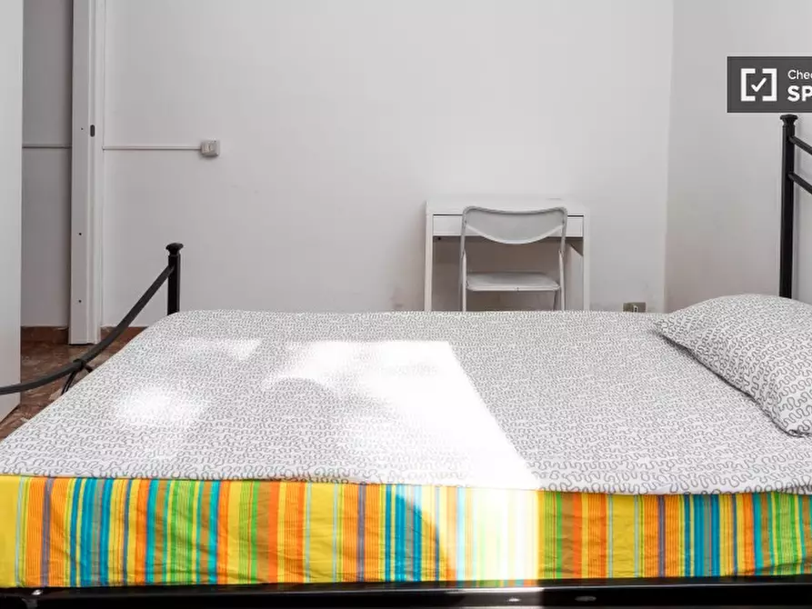 Immagine 5 di Camera condivisa in affitto  in Via Emilio de Marchi a Milano