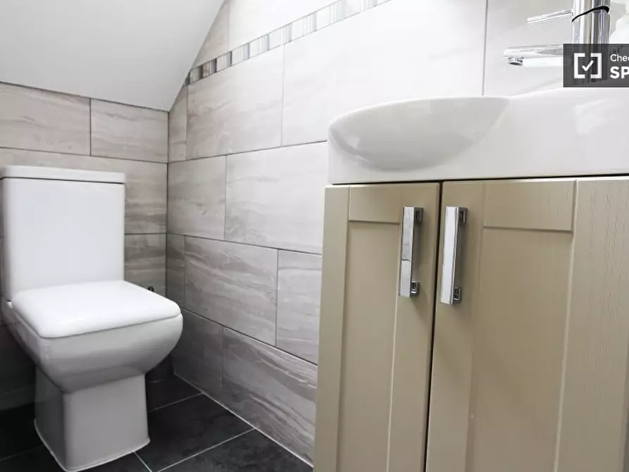 Immagine 16 di Ufficio in affitto  in Hendon Way, NW2 2NR a Brent