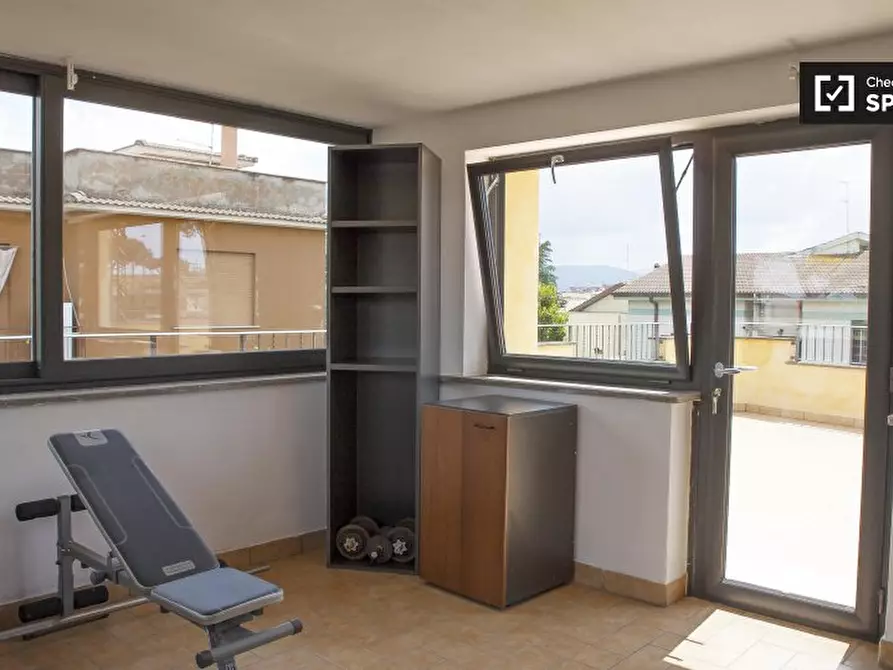 Immagine 17 di Camera condivisa in affitto  in Via del Casale Ferranti, 00173 Roma RM, Italy a Roma