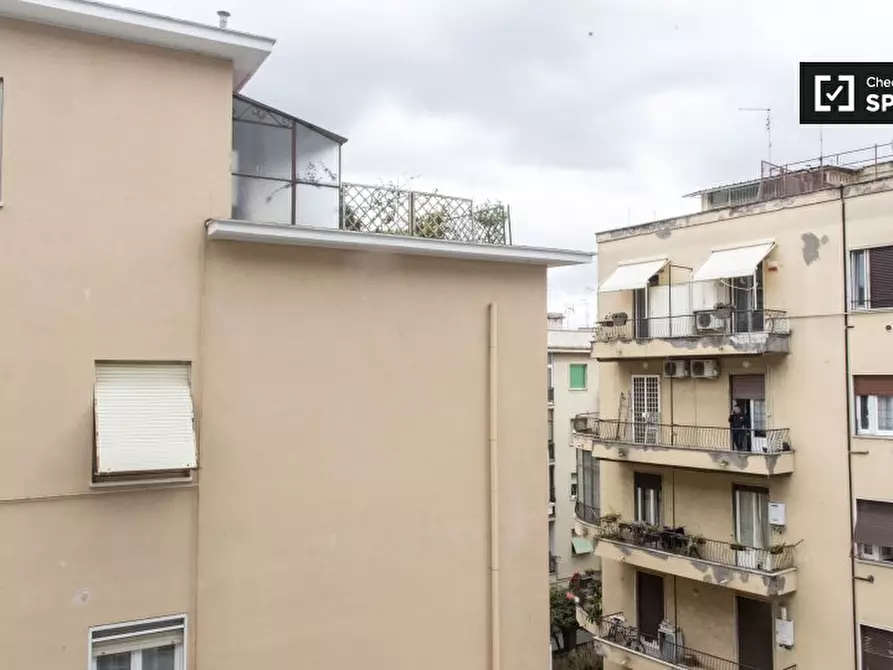 Immagine 9 di Camera condivisa in affitto  in Via di Boccea a Roma